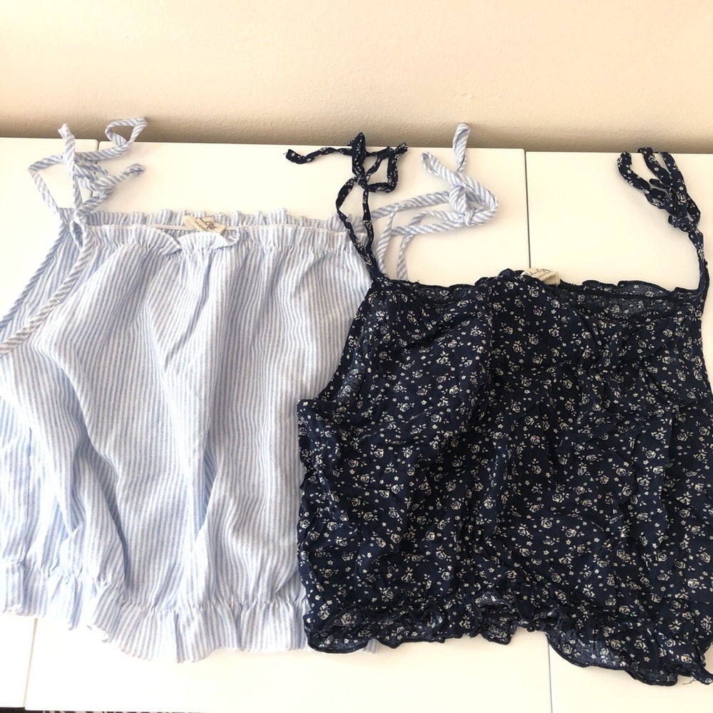 BRANDY MELVILLE tank tops